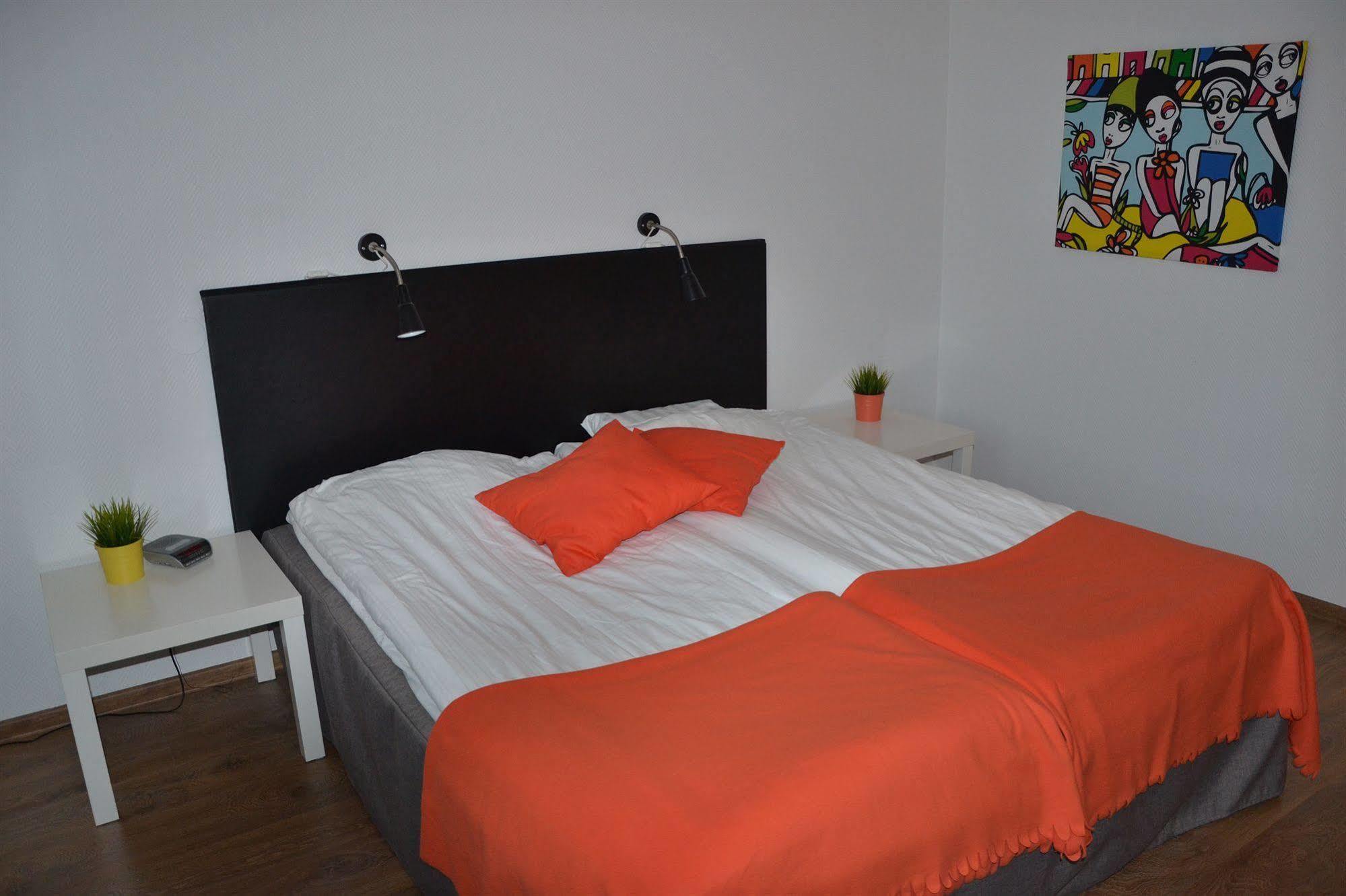 Hotel Smaland Skillingaryd Bagian luar foto
